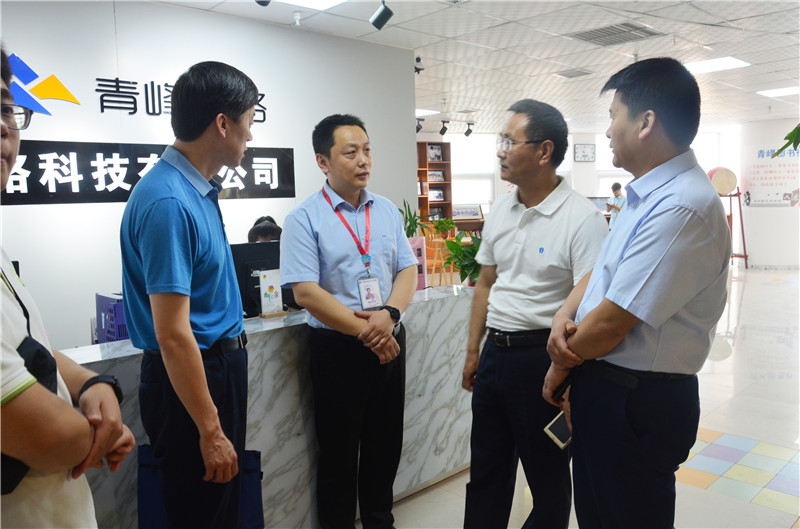 熱烈歡迎安陽(yáng)市委統(tǒng)戰(zhàn)部副部長(zhǎng)李春喜一行蒞臨我司參觀！